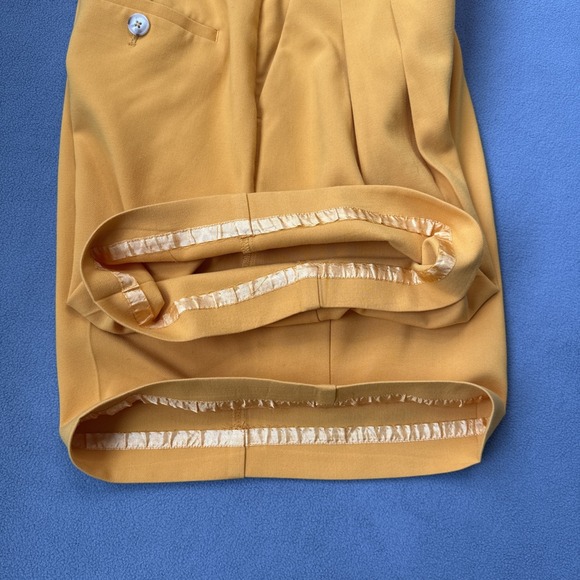 Maeve Anthropologie Pleated Shorts Womens 6 Yellow Avery High Waist Pockets - Picture 13 of 13